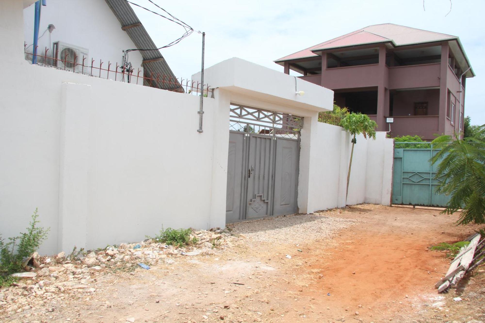 Apartamento Royal House Kinyasini